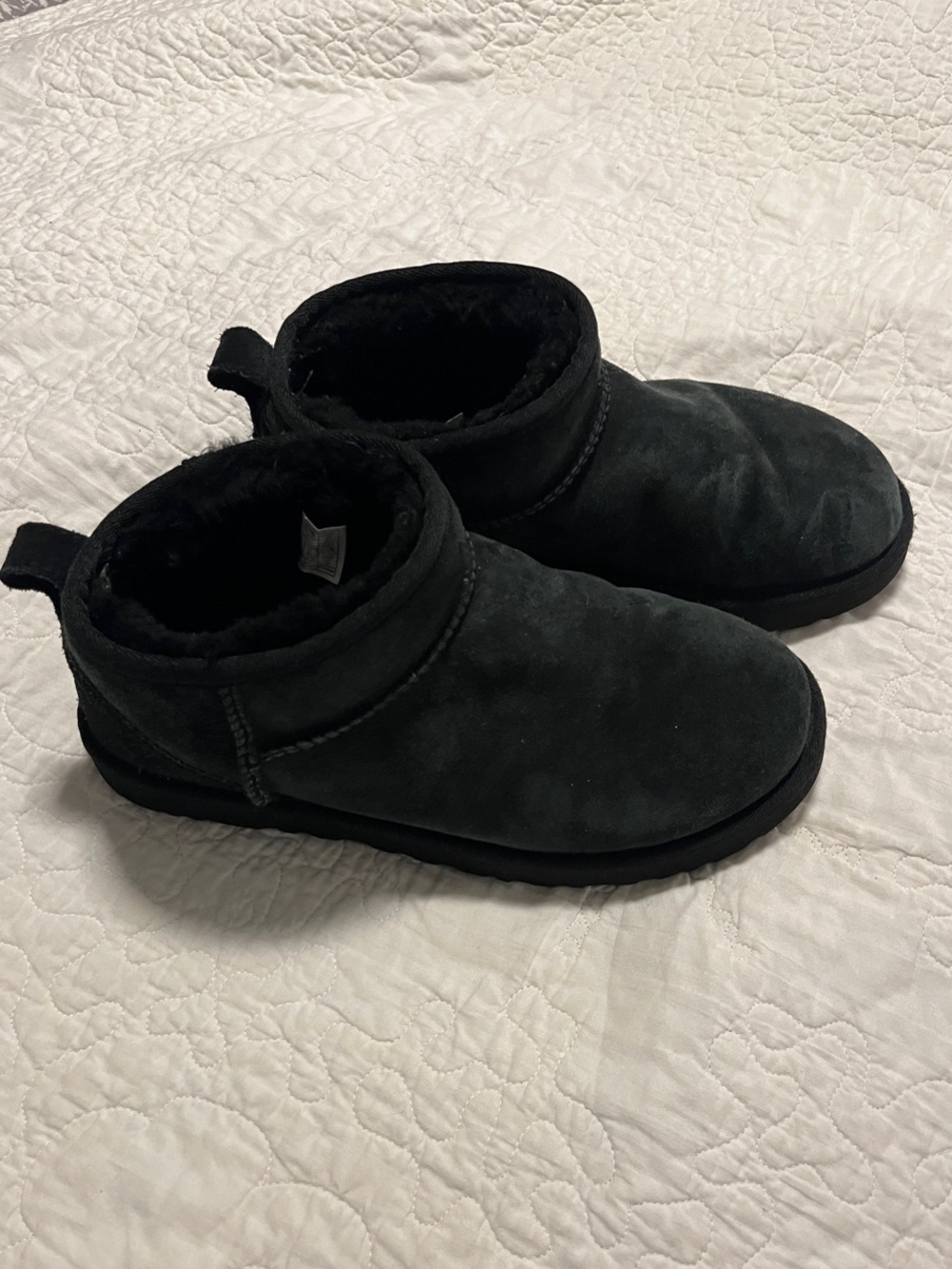 UGG Women’s Black Suede Shearling-Lined Ankle Boots